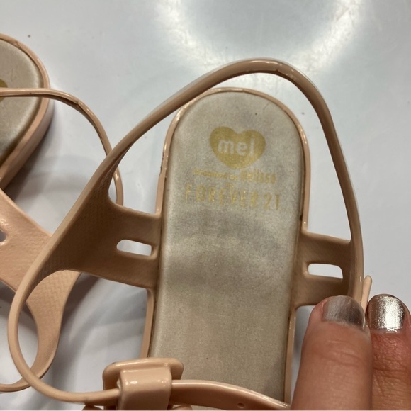 Mel & forever 21 dreamed by Melissa owl sandals size 8 - Picture 4 of 6